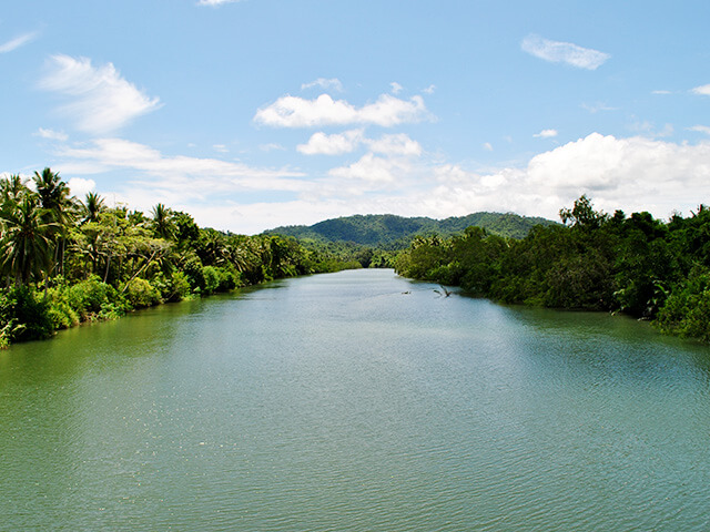 Rivière aux Philippines