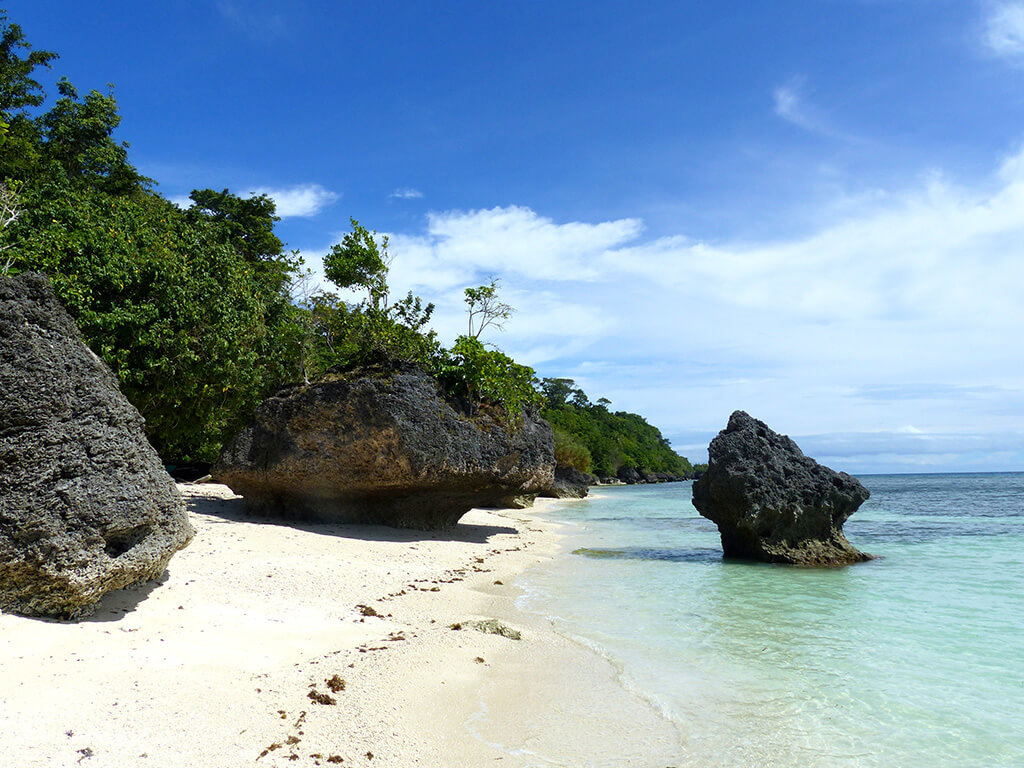 Plage de Kagusugan à Siquijor.