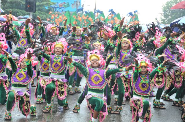 Festival culturel aux Philippines.